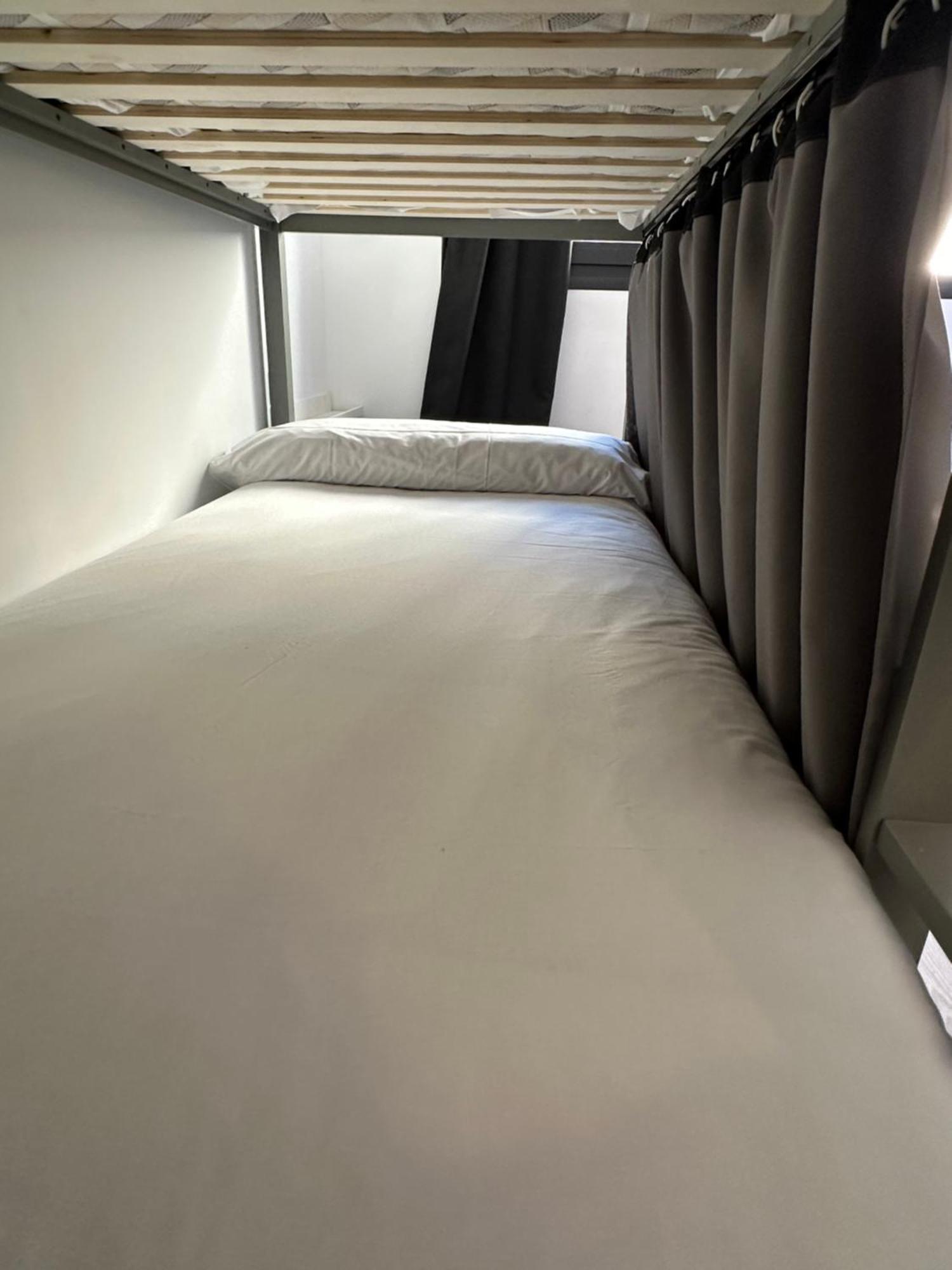 Hostel Alicante Luaran gambar