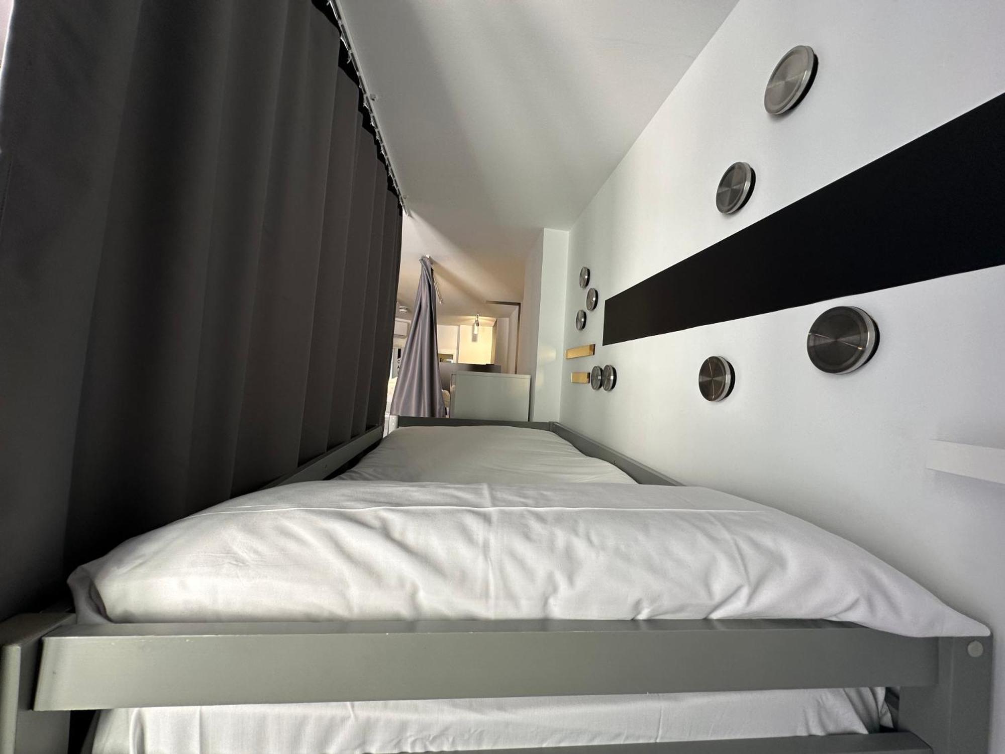 Hostel Alicante Luaran gambar