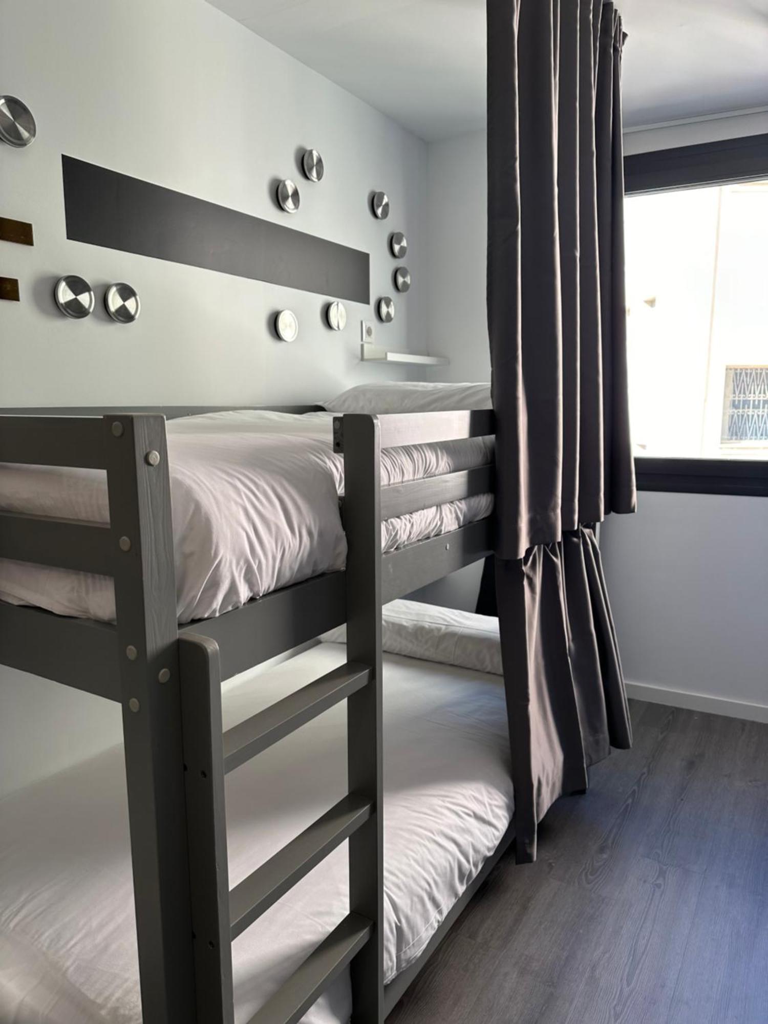 Hostel Alicante Luaran gambar