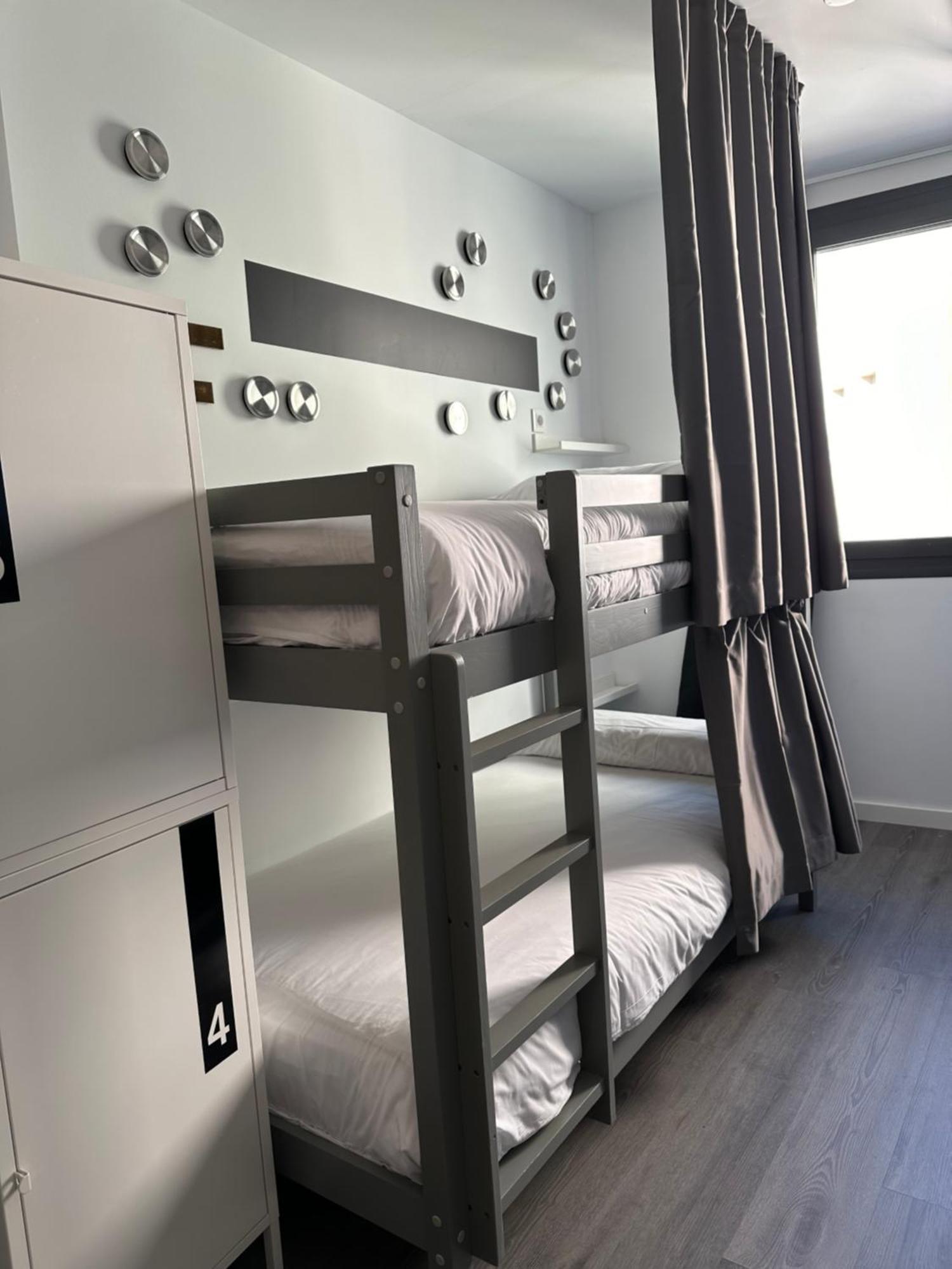 Hostel Alicante Luaran gambar